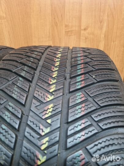 Michelin Pilot Alpin PA4 235/40 R19