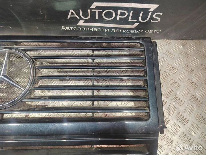 Решетка радиатора Mercedes-Benz G Class W463