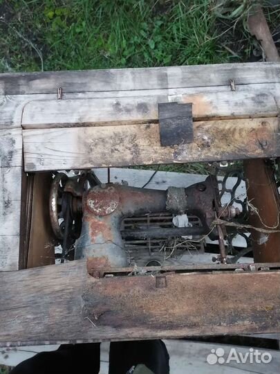 Швейная машинка бу