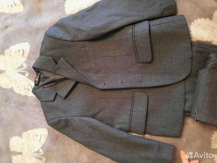 Парадный праздничный строгий костюм детский