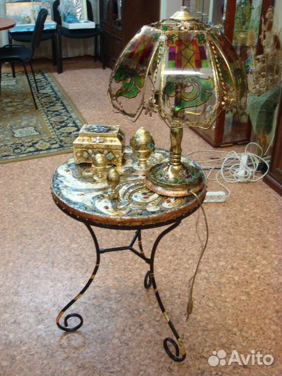 Художник, администратор в художественную)