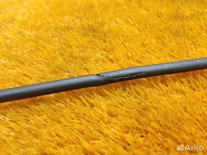 Трос ручника задний правый Audi A3 8P ccza 2008