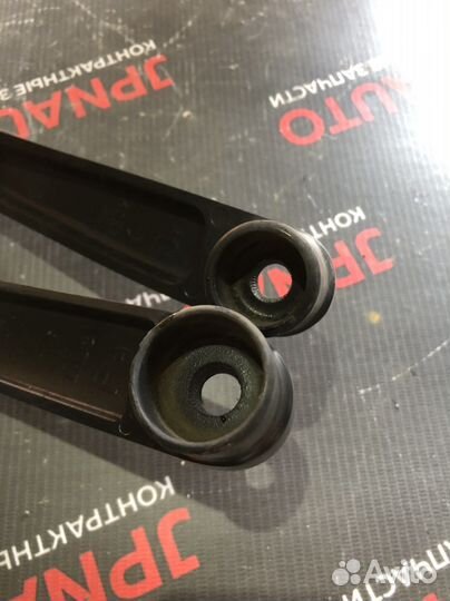 Поводок дворника Хендай Солярис 2