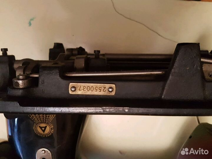 Швейная машина Altenburg