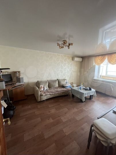 2-к. квартира, 50 м², 3/9 эт.