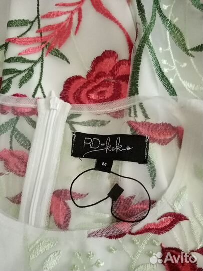 Нарядное платье