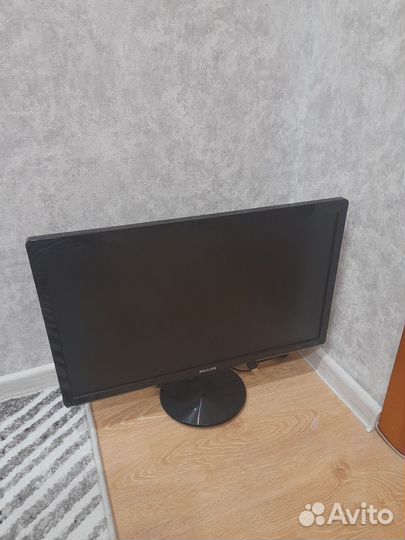 Монитор philips