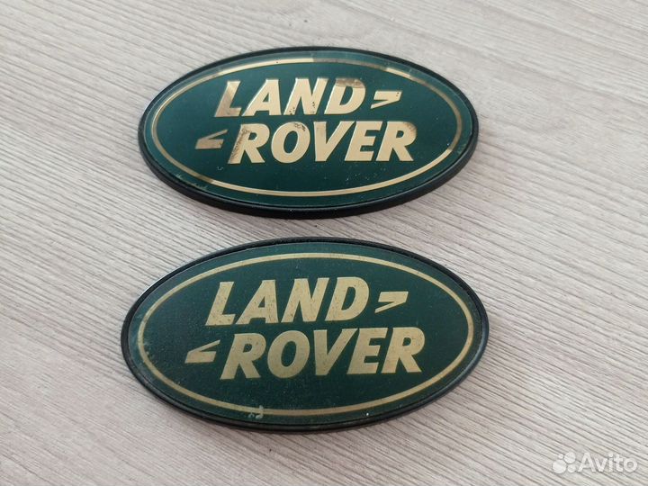 Эмблема Land Rover Freelander