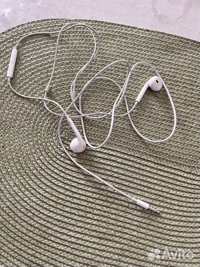 Наушники earpods