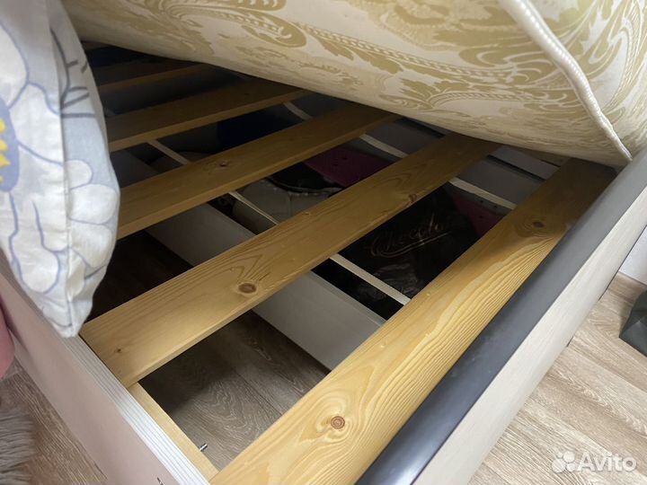Кровать односпальная с матрасом с ящиками бу