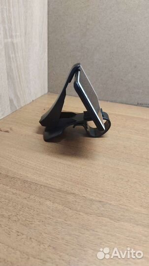 Держатель для телефона в машину