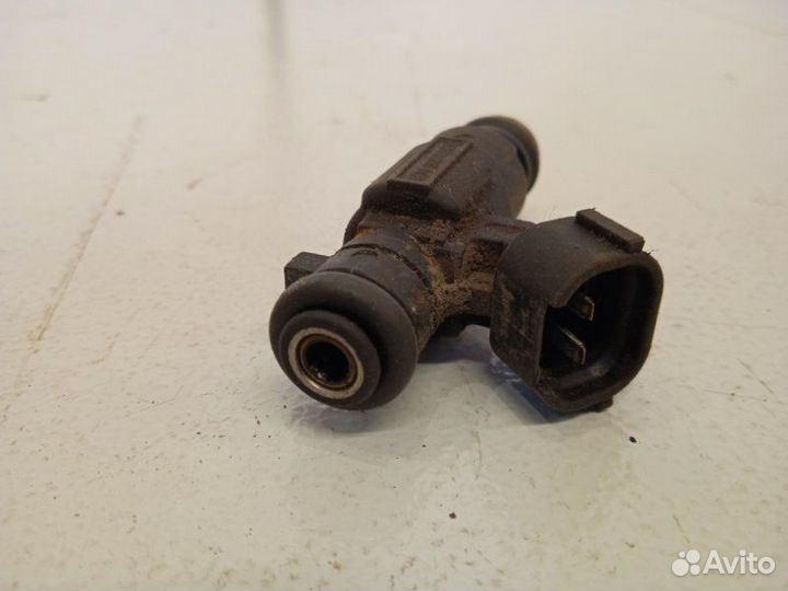 Форсунка топливная Hyundai Accent LC2 G4EC 2006