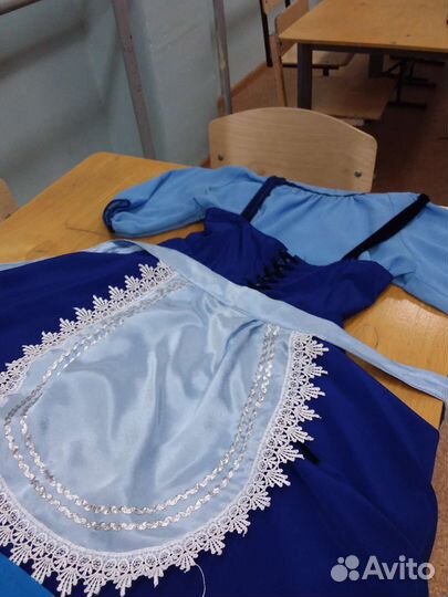 Сценический костюмы