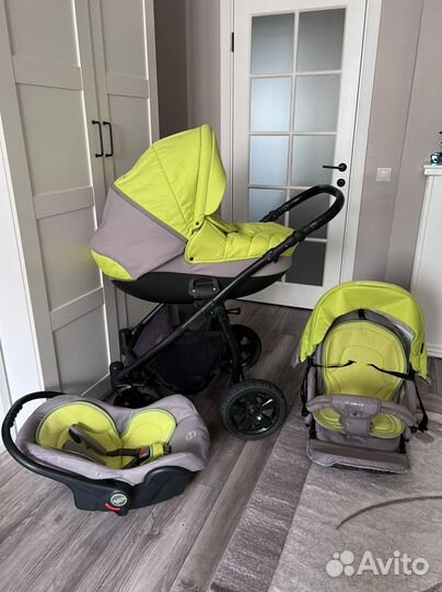 Коляскаколяска zippy tytis 3 в 1