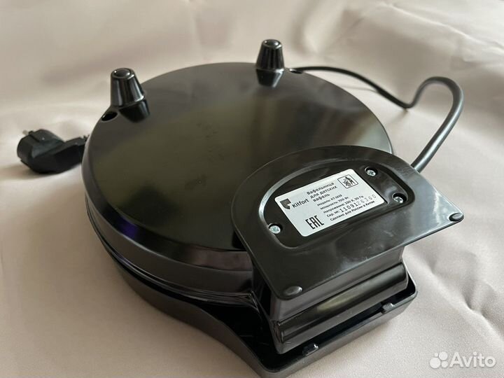 Kitfort Вафельница для детских вафель кт-1619