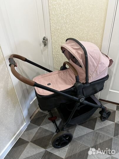 Коляска-трансформер Happy Baby Lovetta 2 в 1