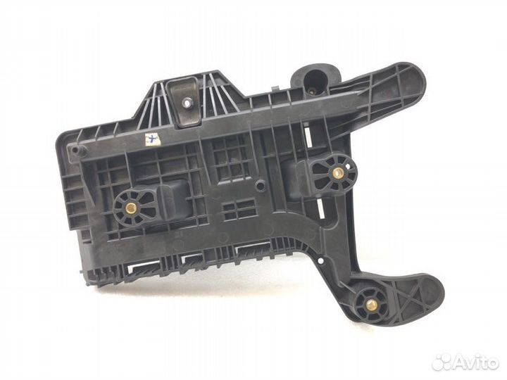 Короб аккумулятора Volkswagen Passat B7 2012