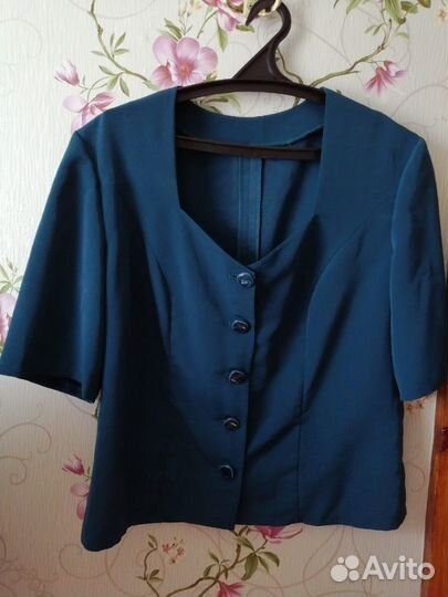 Продам женскую одежду б/у