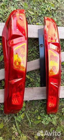 Фонарь задний Nissan X Trail T31