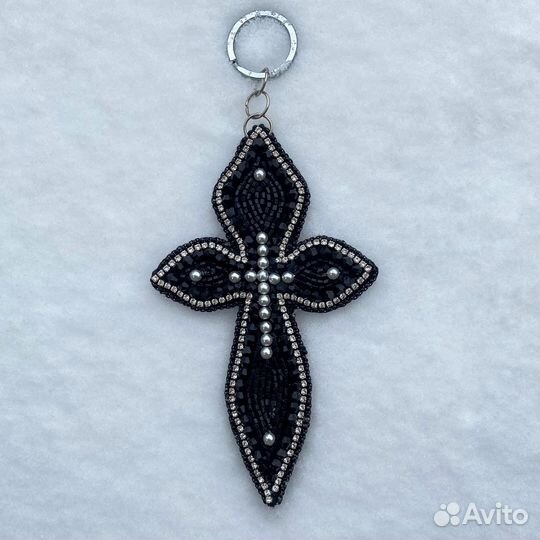 Ручная вышивка на одежде