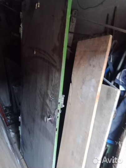 Металлическая дверь бу