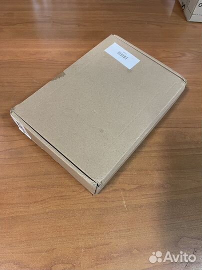 Задний дисплей