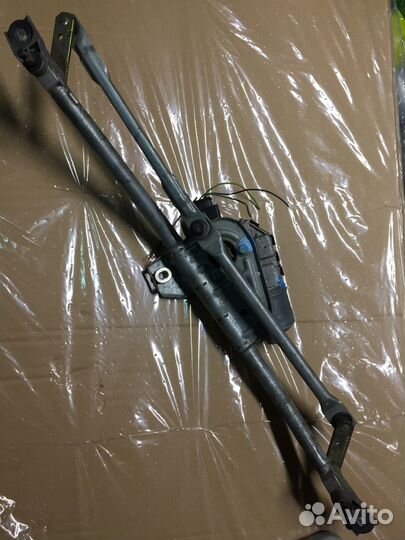 Трапеция стеклоочистителя 8D1955605B VW Passat b5