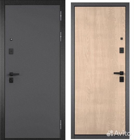 Дверь входная в квартиру