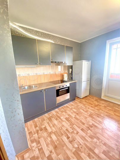 2-к. квартира, 80 м², 10/10 эт.