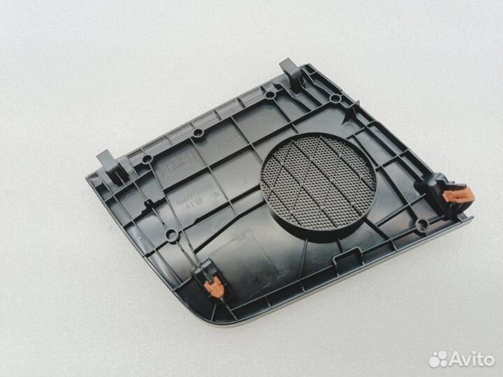 Решетка динамика (сетка) левая Toyota Camry XV70