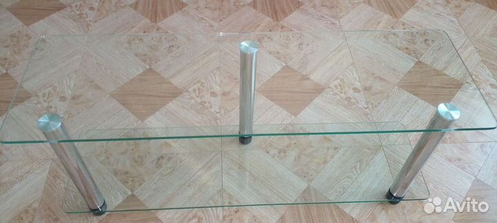 Стеклянная тумба под тв