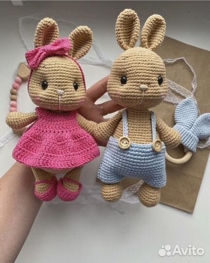 Подарок новорожденному вязаные игрушки