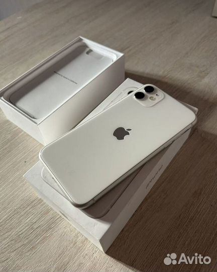 iPhone 11, 128 ГБ