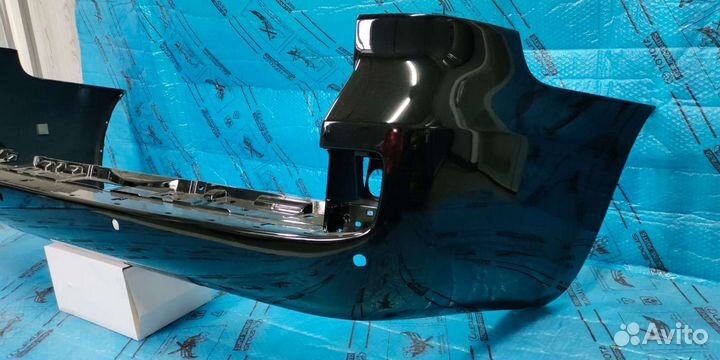 Бампер Ленд Крузер 200 черный Оригинал идеал 12-15