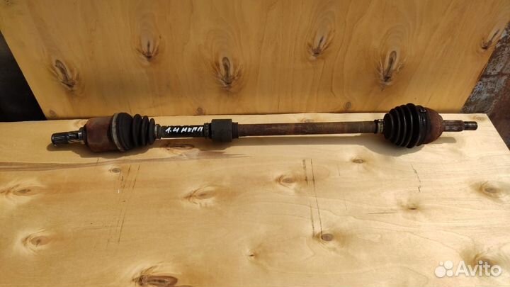 Привод правый Ниссан Ноут Nissan Note 1.4 МКПП