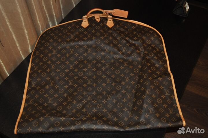 Дорожный портплед от Louis Vuitton. оригинал