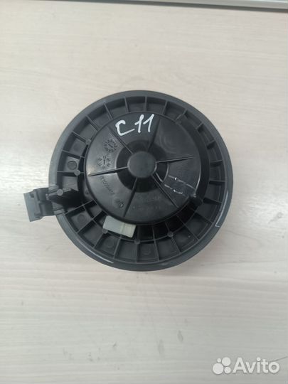 Мотоp отопителя Nissan Tiida C11 27226EE91B