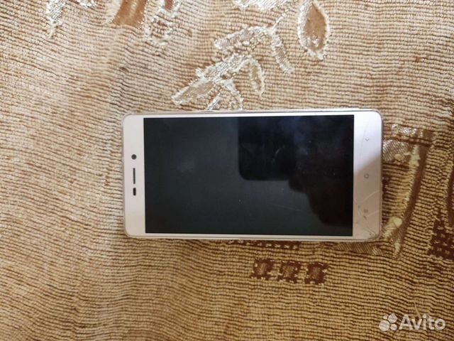 Телефон Xiaomi 3s