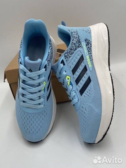 Кроссовки adidas летние