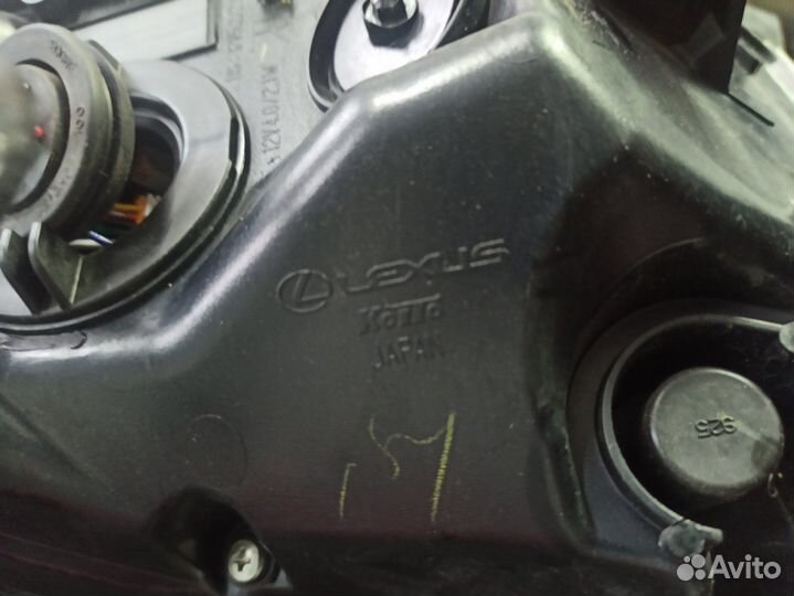 Фонарь левый Lexus RX 2015-2019 оригинал