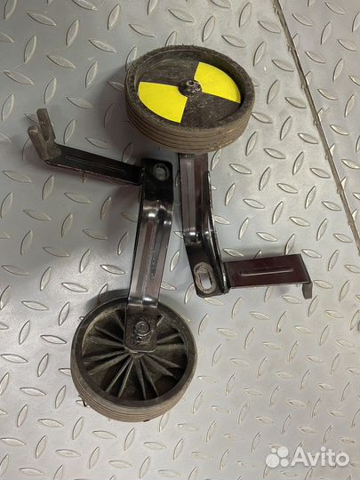 Боковые колеса для велосипеда