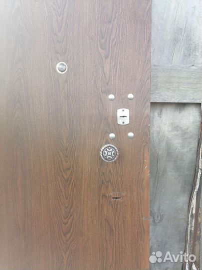 Дверь входная железная бу