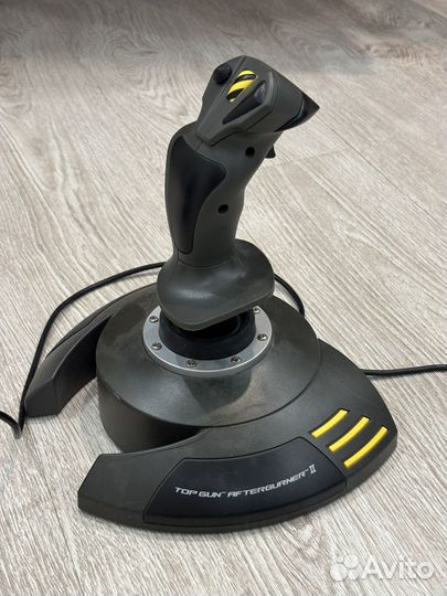 Джойстик для авиасимуляторов Thrustmaster