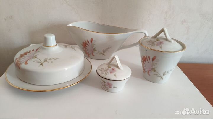 Набор столовой посуды 