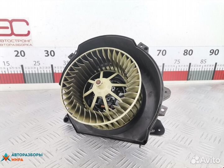 Моторчик печки Opel Omega B рест. 2001 90541102