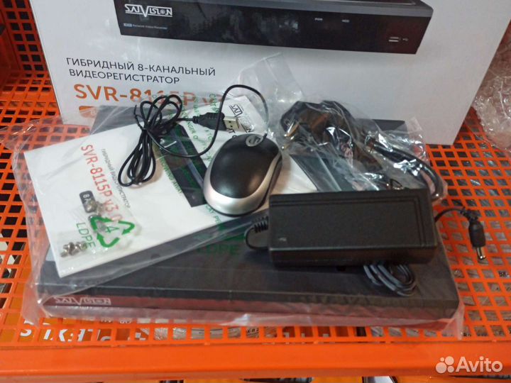 Видеорегистратор SVR-8115P