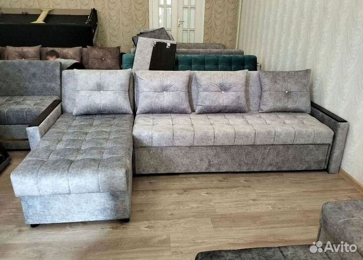 Диван угловой раскладной в наличии