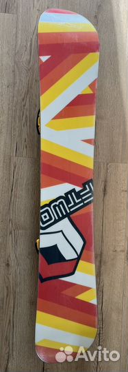 Сноуборд с креплениями 154