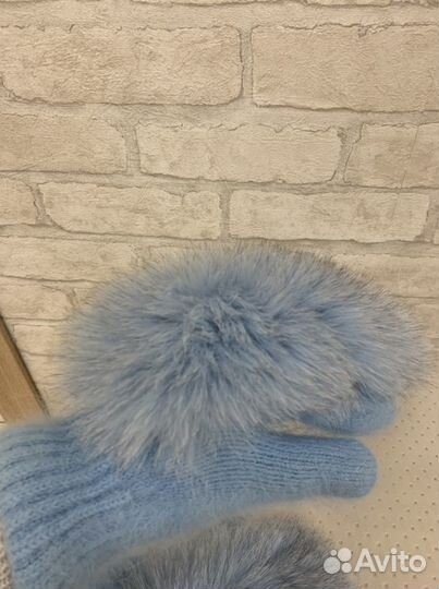 Варежки с мехом песца