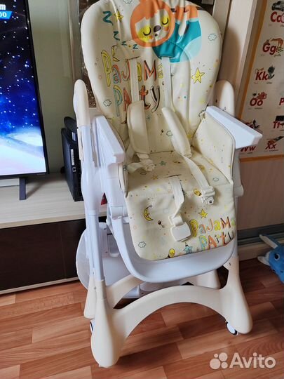 Детский стульчик для кормления